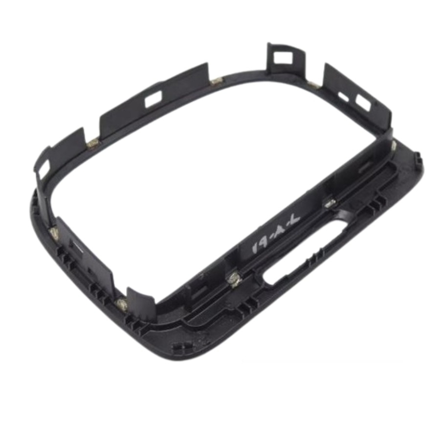 GOLF 6 2008-2012 MODEL ARASI UYUMLU TORPİDO SOL HAVALANDIRMA IZGARA ÇERÇEVESİ