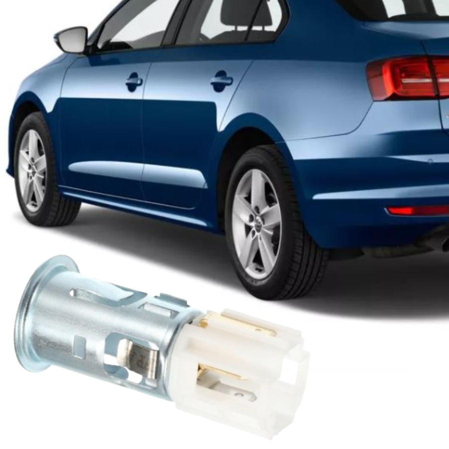 JETTA 2015-2018 MODEL ARASI UYUMLU ÖN ÇAKMAK SOKETİ