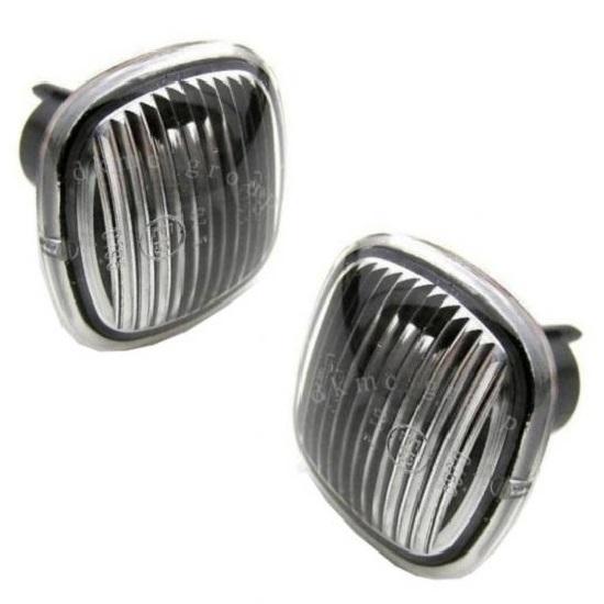 OCTAVİA ÖN ÇAMURLUK SİNYALİ TAKIM (SİYAH) 2001-2004 MODEL ARASI ARAÇLARA UYUMLU 1U0949127B