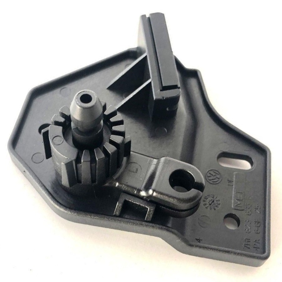TRANSPORTER T5 MOTOR KAPUTU İÇ AÇMA KOLU ALT BRAKETİ 2003-2009 ARASI UYUMLU